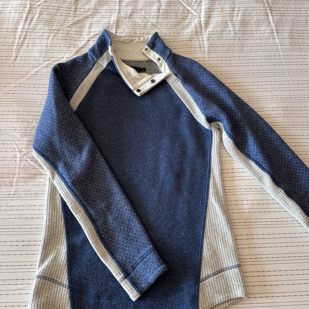 Prana Navy and Light Gray Turtleneck Sweater, Women’s